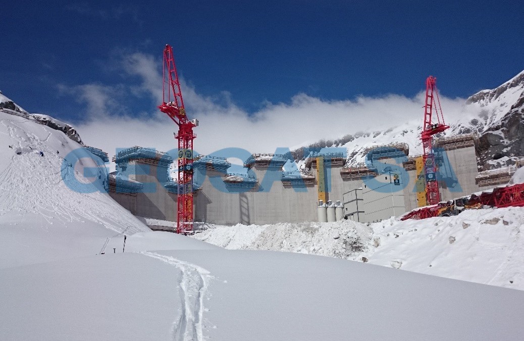 Barrage du Vieux-Emosson : surveillance géodésique